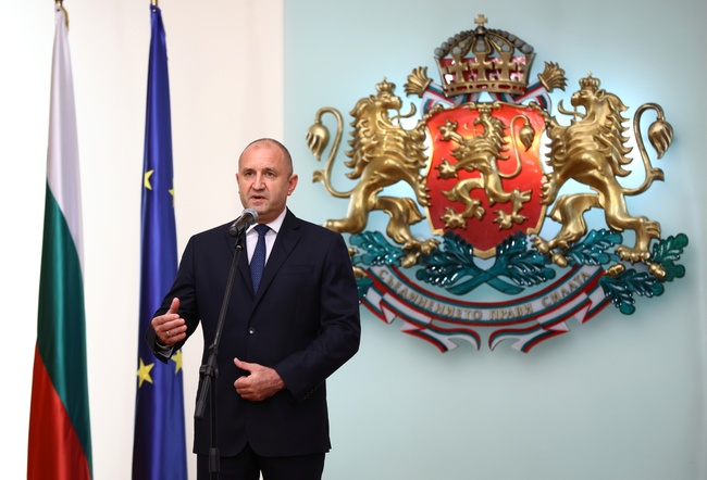 Президентите на България и Румъния обсъдиха енергийната и икономическата свързаност в региона, както и перспективите за членство в Шенген