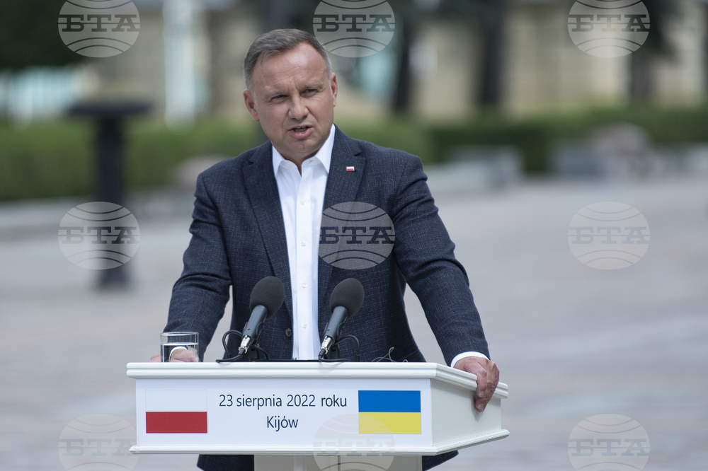 Президентът на Полша поиска репарации и от Русия за щетите от Втората световна война