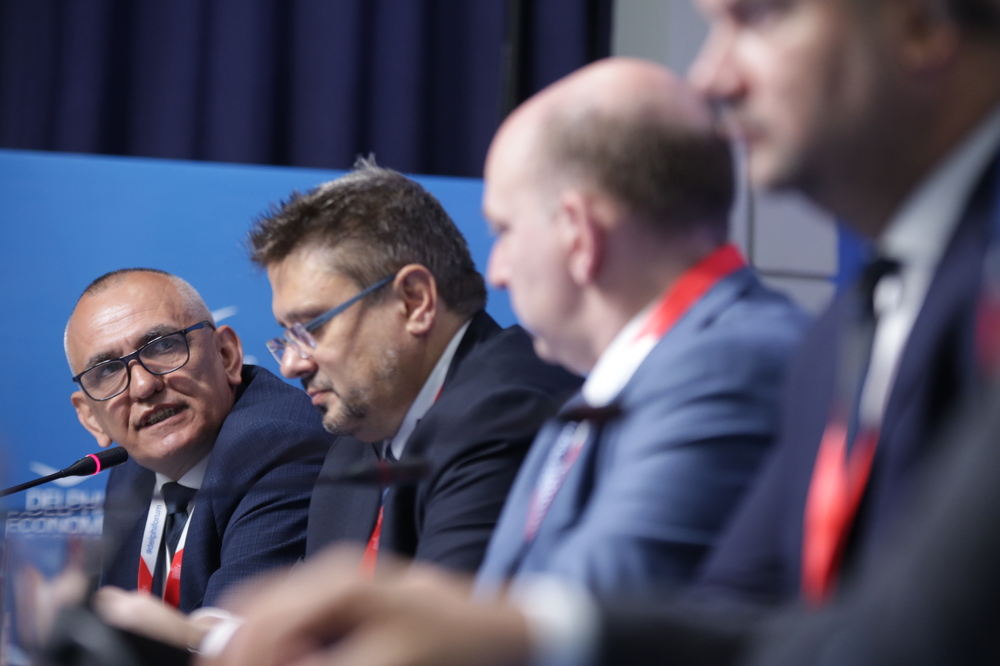 Гърция - Делфийски икономически форум - Кирил Вълчев