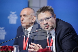 Гърция - Делфийски икономически форум - Кирил Вълчев