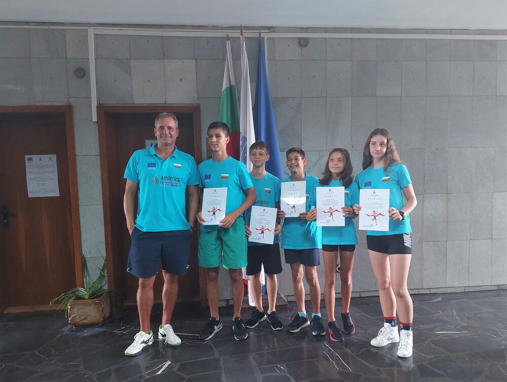 Кметът на Общината връчи грамоти на видински спортисти, участвали в „Игри – атлетика без граници“