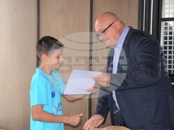 Кметът на Общината връчи грамоти на видински спортисти, участвали в „Игри – атлетика без граници“