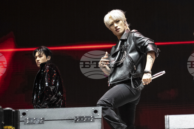 Джей Коул оглави класацията на "Билборд" за албуми 