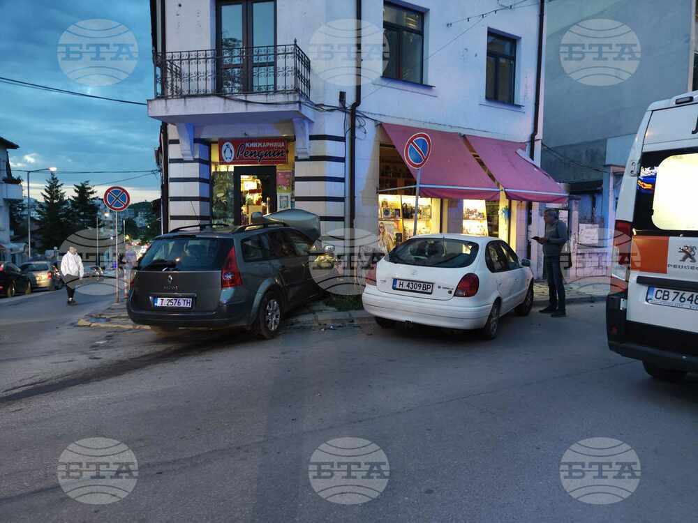 Катастрофа блокира движението в централната част на Шумен