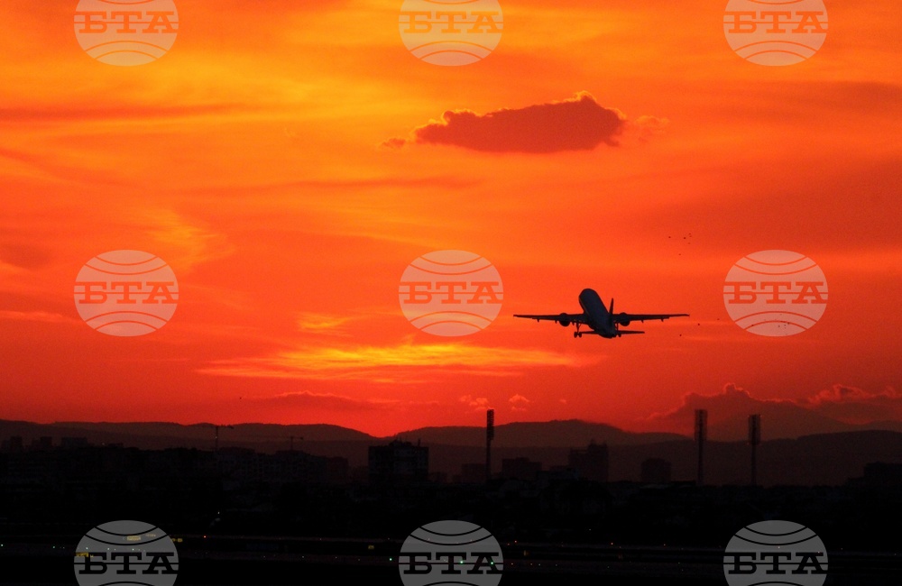 На летищата в Хърватия пристигат повече пътници отколкото товари