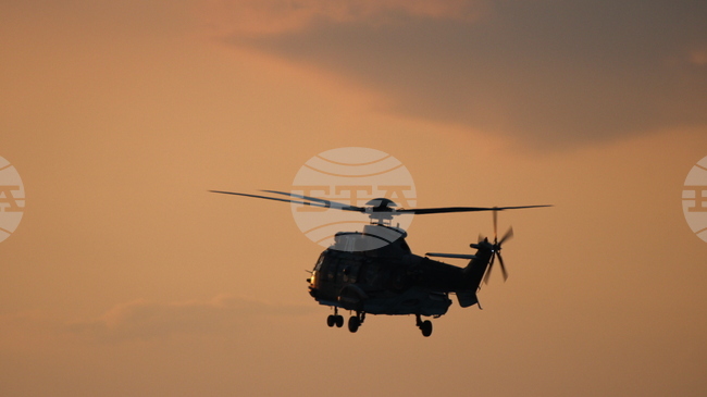 Large Wildfire Raging near Ilindentsi, Cougar Helicopter Helps Extinguishing Efforts