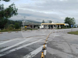 АПИ: За повишаване безопасността на движение по път I-4 при с. Микре са монтирани разделители, ограничаващи изпреварването