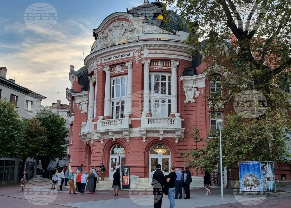 Николай Кенаров поставя във Варненския драматичен театър „Муа у тупан“ от Боян Папазов