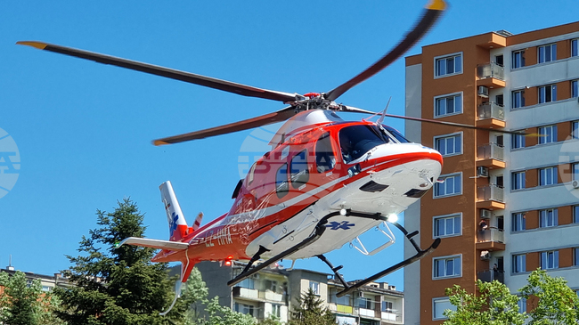 Мъж, пострадал при инцидент в района на жп гарата в село Кулата, община Петрич, е транспортиран с въздушна линейка до София 