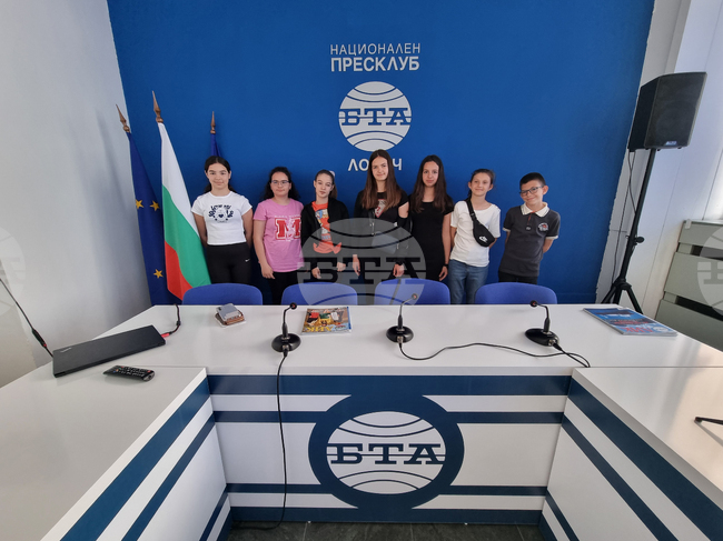 Национален пресклуб на БТА Ловеч - ученици