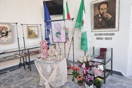 Разград - изложба-базар - библиотека