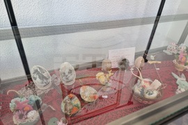 Разград - изложба-базар - библиотека