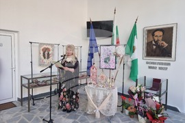 Разград - изложба-базар - библиотека