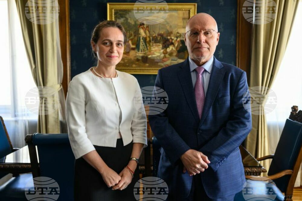 Head of EC Representation in Bulgaria, Central Bank Governor Discuss Future Transition to Euro
