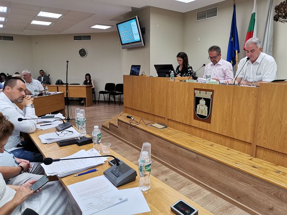 Отчетоха изпълнението на бюджета на Община Плевен за изминалото полугодие