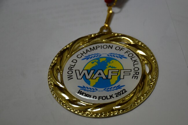 Виолета Балканска с пореден златен медал от Световния шампионат по фолклор в Поморие