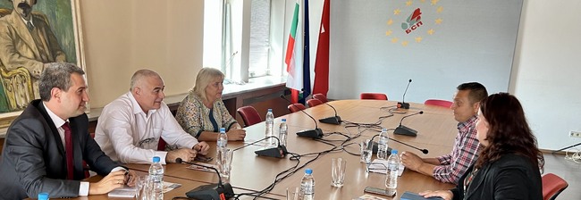 БСП проведе среща с Националната мрежа за децата