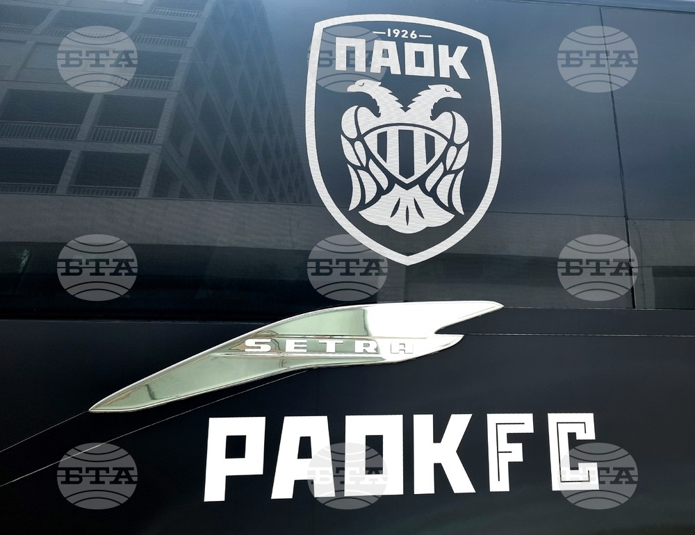 Знамената в Солун са спуснати наполовина заради тежката катастрофа с фенове на ПАОК в Румъния