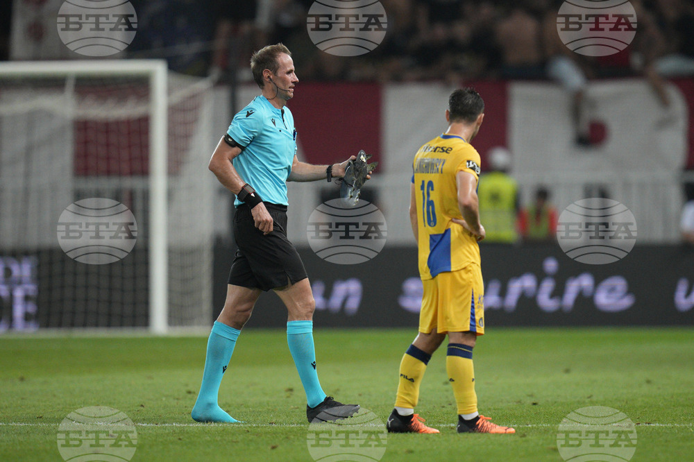 Съдия от Бундеслигата няма да ръководи мача между Борусия Дортмунд и Байер Леверкузен заради заболяване