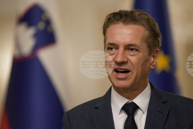 Словенският премиер ще участва в срещата в Париж за Украйна, след като Словения критикува ЕС за липсата на европейските лидери на първата среща