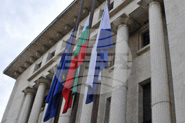 Бургас - Ден на траур - свалени знамена