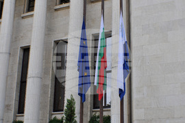 Бургас - Ден на траур - свалени знамена