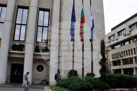 Бургас - Ден на траур - свалени знамена