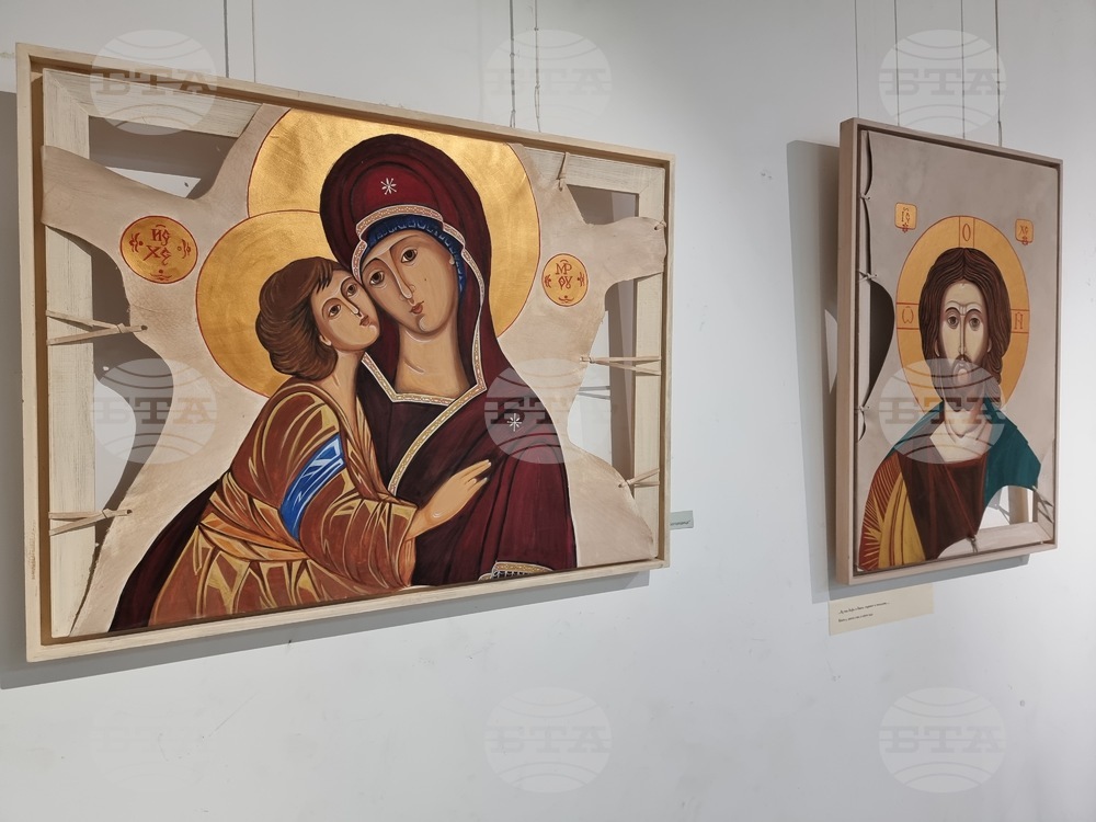 Икони, рисувани върху кожа, ще бъдат показани в изложбата „Откровения – в търсене на вечното“ в Благоевград