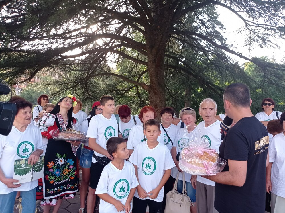 Тракийци, влюбени в македонската песен, пропътуваха половин България за 30-то юбилейно издание на Пирин Фолк!