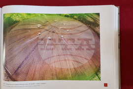 Казанлък - фотоалбум „Строи се монумент“