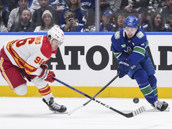 Flames Canucks Hockey