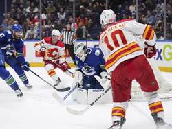 Flames Canucks Hockey
