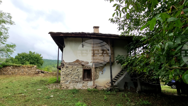 Село Батулци - къща музей на Васил Левски