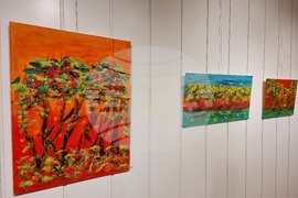 Ямбол - изложба "Цветовете на моето детство" - Ривка Узиел - Криспин