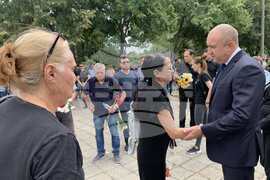 Бургас - поклонение - загинали полицаи