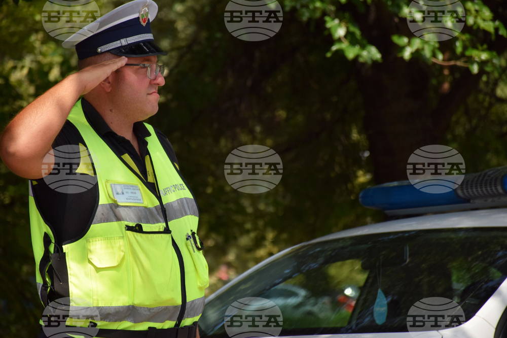 Благоевград - служители на МВР - едноминутно мълчание