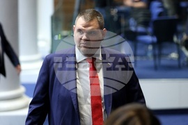 Парламент - заседание