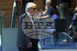 Парламент - заседание