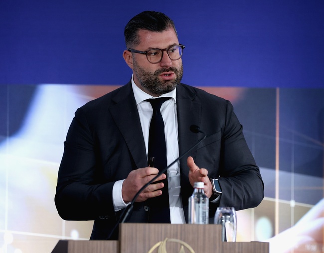 Служебното правителство ще работи в ускорени темпове за практическата и техническата подготовка за влизане на страната в еврозоната, каза Методи Методиев