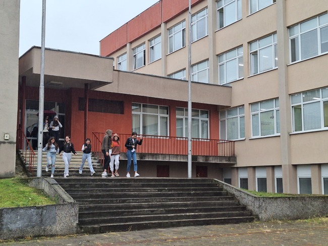 Община Ловеч: Кметът обяви 2 май за неучебен ден