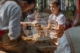 Село Жеравна - 14-и Международен фестивал на народната носия - ретроспекция - 20 август 2022