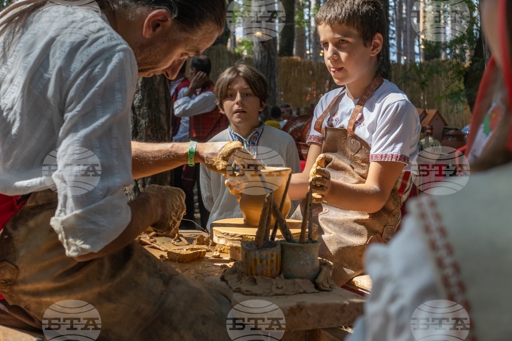 Село Жеравна - 14-и Международен фестивал на народната носия - ретроспекция - 20 август 2022