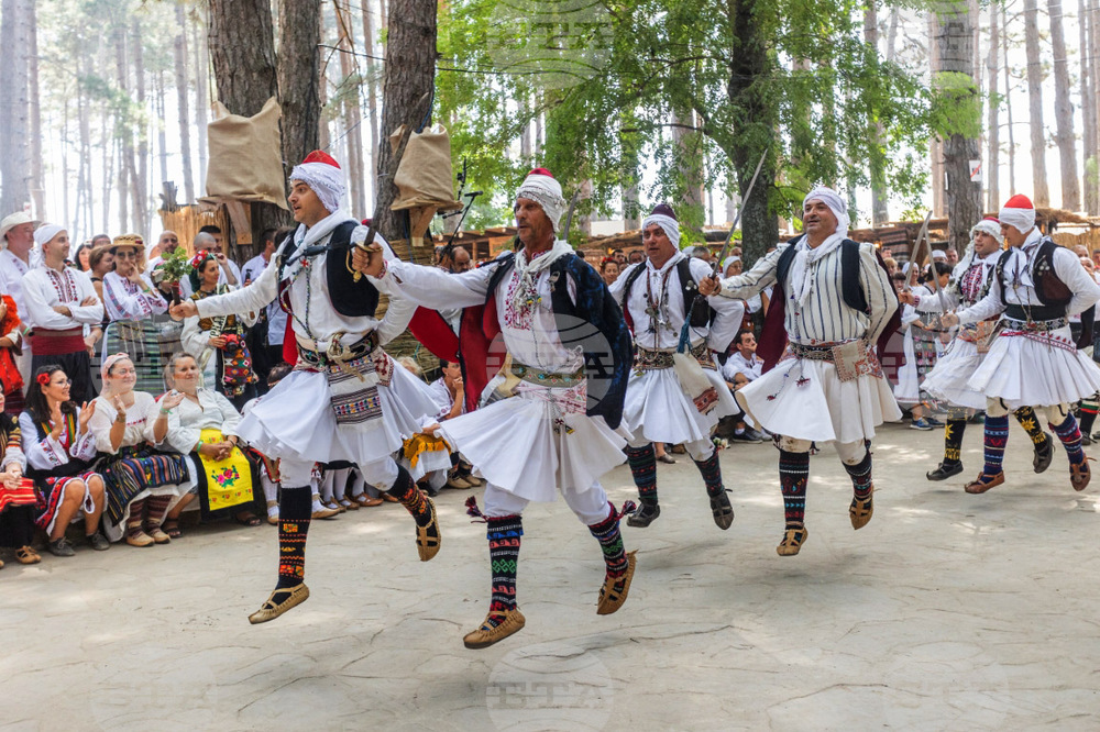 Село Жеравна - 14-и Международен фестивал на народната носия - ретроспекция - 20 август 2022