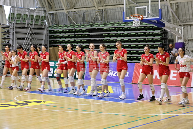 ЦСКА победи Драгоман в среща от волейболното първенство на България за жени