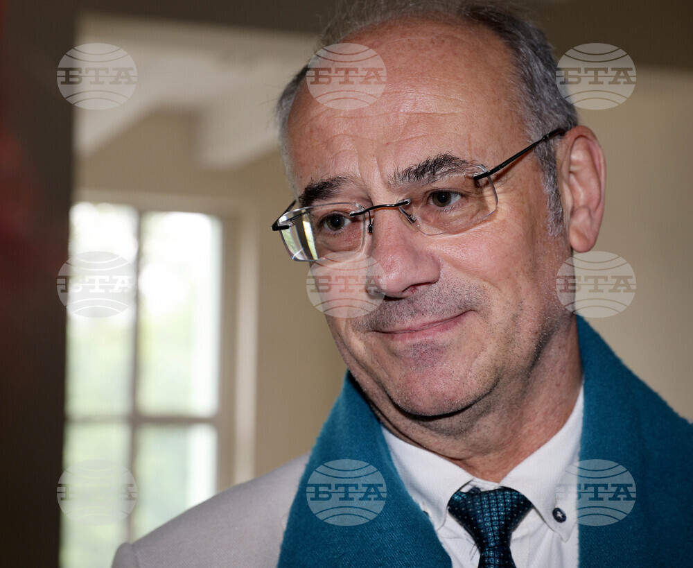 Варна - Икономически университет - проф. Атанас Семов