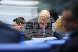 Парламент - заседание