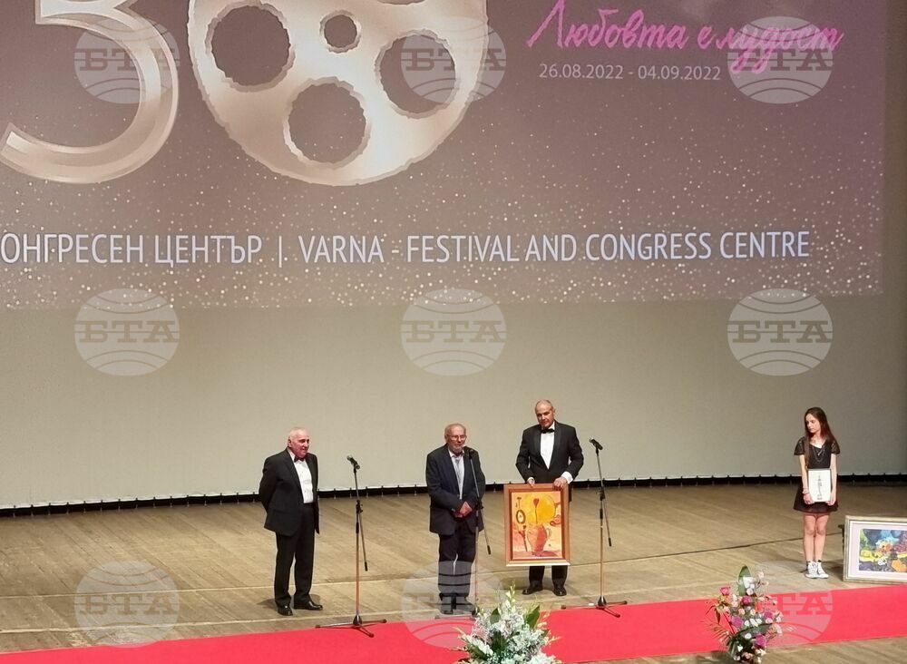 Радослав Спасов, Христо Кирчев и Свилен Спасов получиха награди на 30-ия кинофестивал „Любовта е лудост“