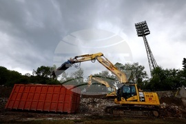 Стадион „Българска армия“ - демонтаж