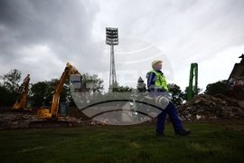 Стадион „Българска армия“ - демонтаж