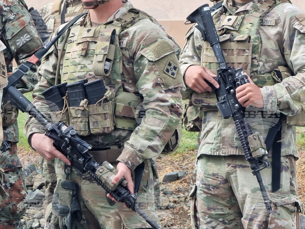 Ново село - учебен полигон - Румен Радев - Серджо Матарела - посещение